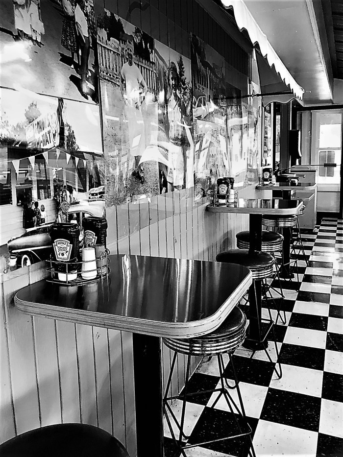 Gordy's Hi-Hat in Cloquet, MN is a fantastic pitstop on the way to Lutsen!