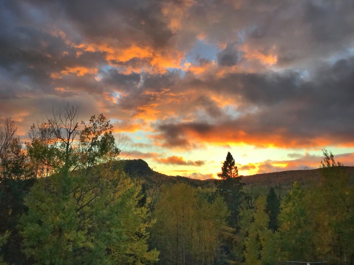 Sunset from 142C Caribou Highlands, www.fromlutsenwithlove.com