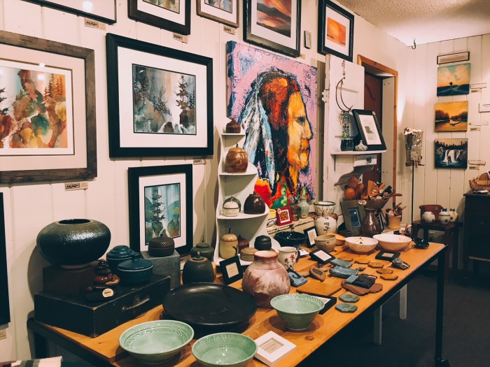 More beautiful art beautifully displayed at Kah-Nee-Tah Gallery, www.FromLutsenwithLove.com